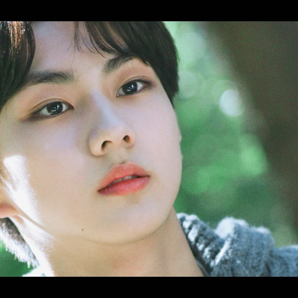 :: EN-roll ::
@ Debut Trailer

#ENHYPEN #EN_behind #ENroll #JUNGWON…