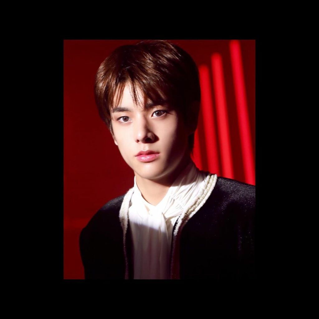 :: EN-roll ::
@ BORDER : DAY ONE Concept Photo (DUSK ver.)

#ENHYPEN #EN_behind …