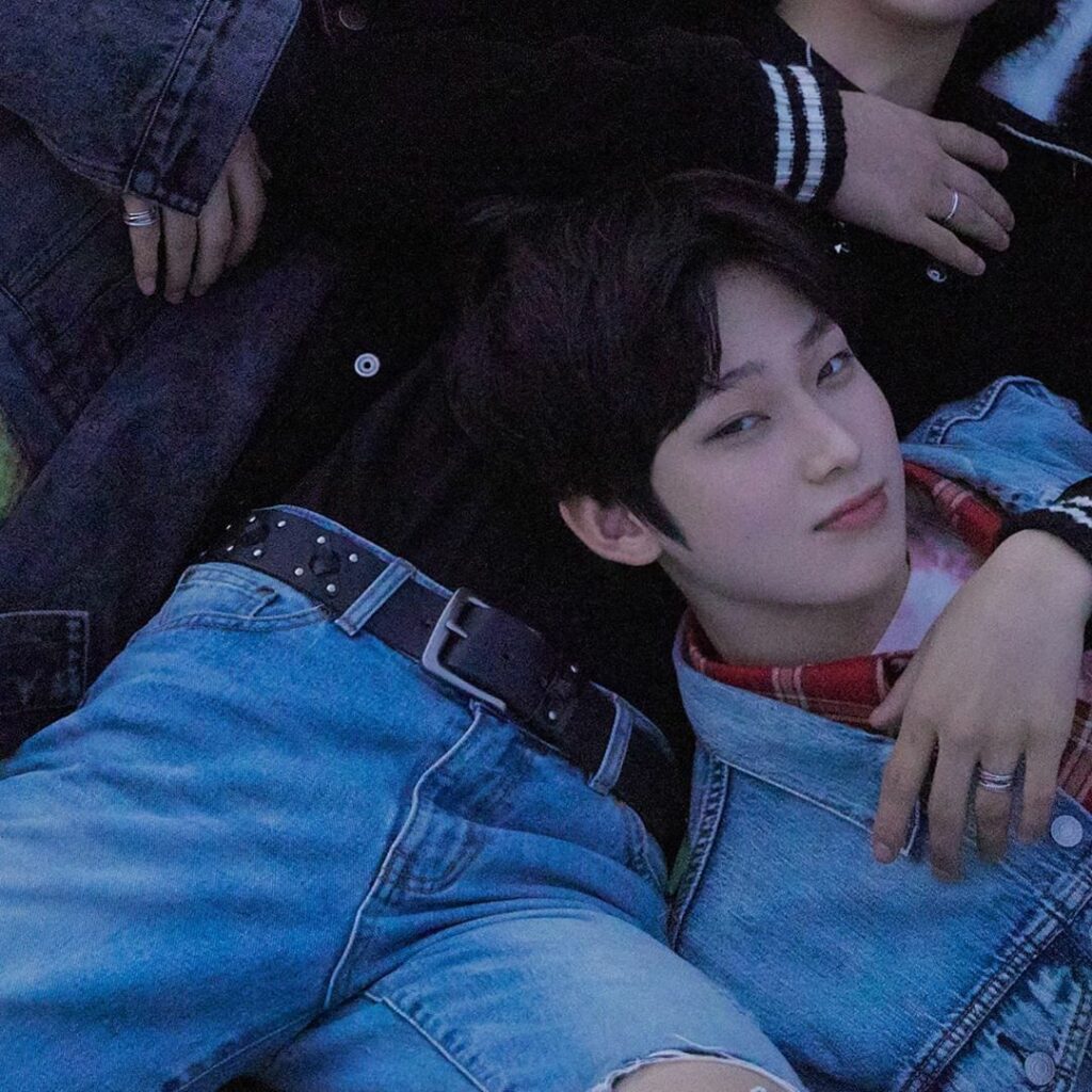 #ENHYPEN BORDER : DAY ONE Concept Photo (DAWN ver.) 

#BORDER_DAY_ONE #DAWN…