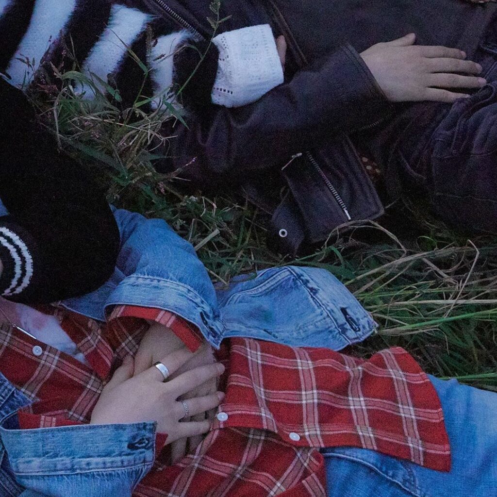 #ENHYPEN BORDER : DAY ONE Concept Photo (DAWN ver.) 

#BORDER_DAY_ONE #DAWN…