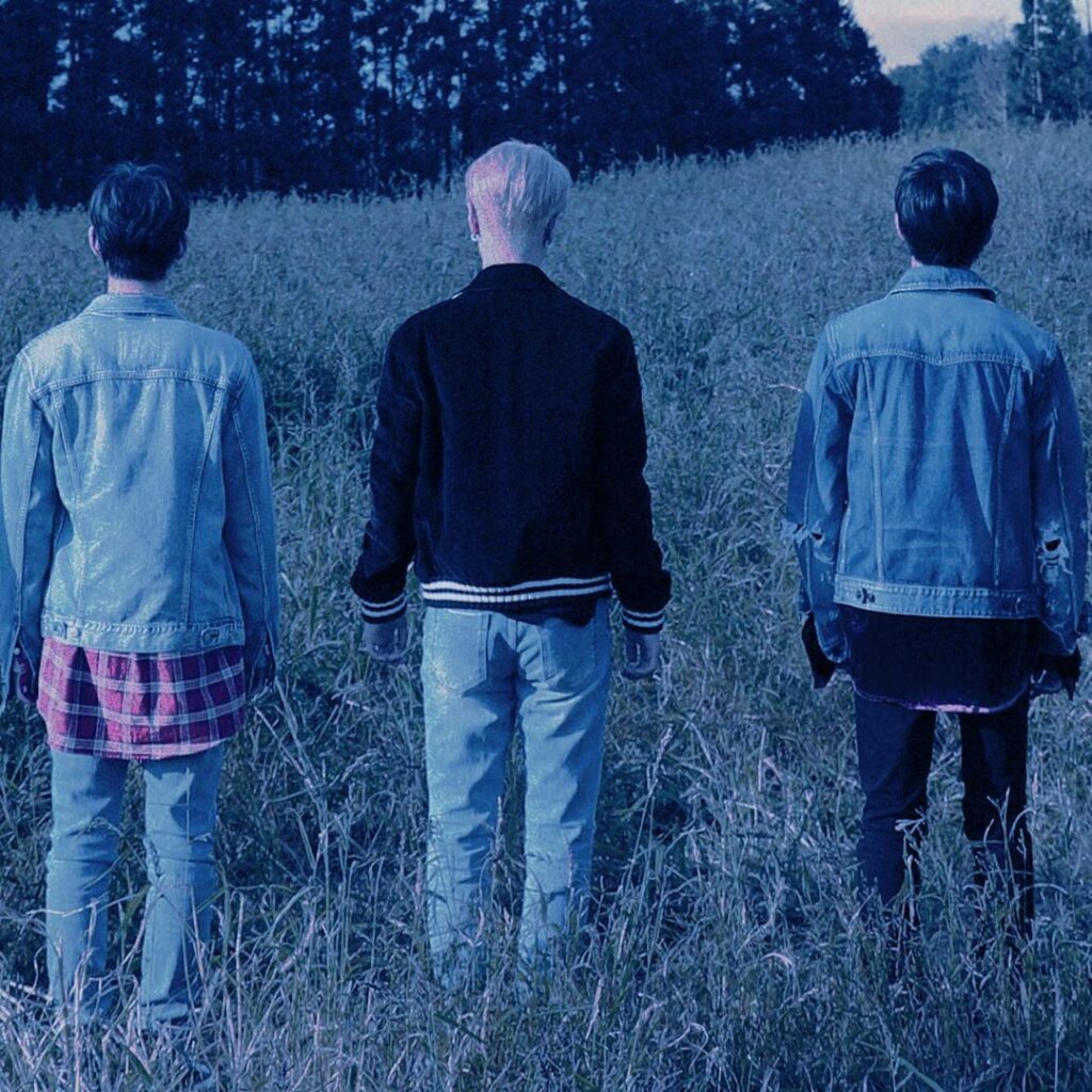 :: EN-roll ::
@ BORDER : DAY ONE Concept Photo (DAWN ver.)

#ENHYPEN #EN_behind …