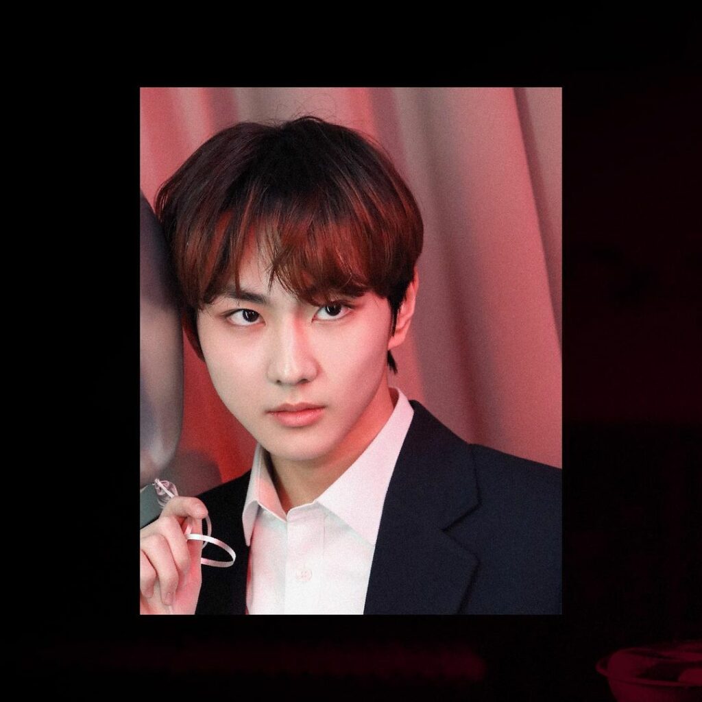 :: EN-roll ::
@ BORDER : CARNIVAL Concept Photo (HYPE ver.)

#ENHYPEN #EN_behind…