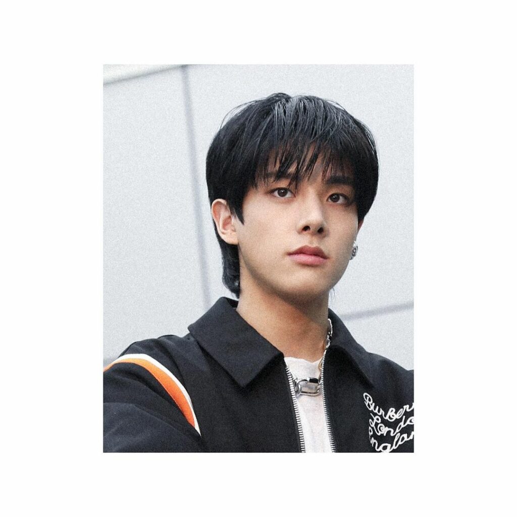 :: EN-roll ::
@ BORDER : CARNIVAL Concept Photo (DOWN ver.)

#ENHYPEN #EN_behind…