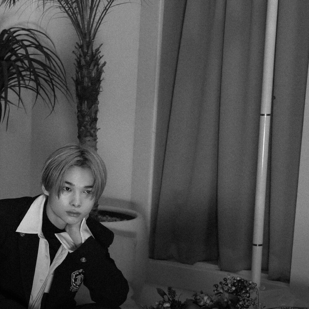 :: EN-roll ::
@ BORDER : CARNIVAL Concept Photo (HYPE ver.)

#ENHYPEN #EN_behind…