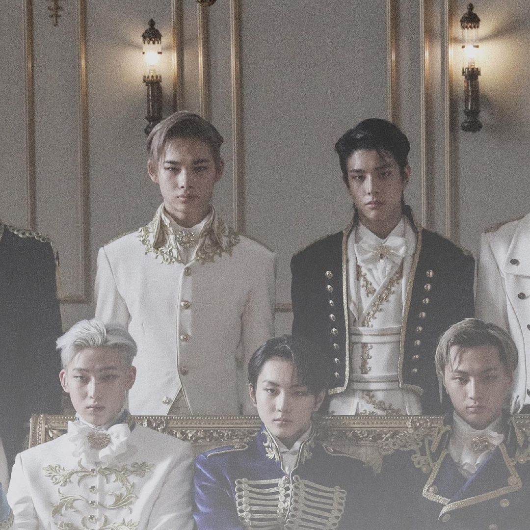:: EN-roll ::
@ BORDER : CARNIVAL Concept Photo (UP ver.)  #ENHYPEN #EN_behind #…