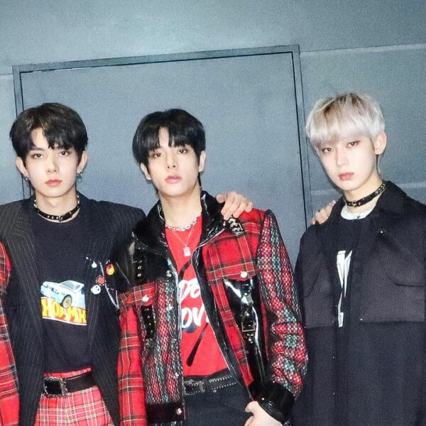 ENHY-FASHION #Drunk_Dazed @ [BORDER : CARNIVAL] Music Broadcasting
210429 ~ 2105…