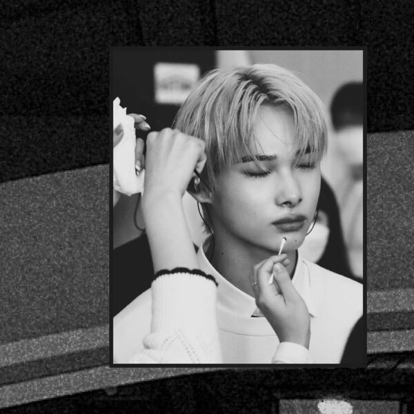 ENHYPEN BACKSTAGE @ 1st Studio Album MEDIA SHOWCASE_211012  #ENHYPEN #EN_behind …