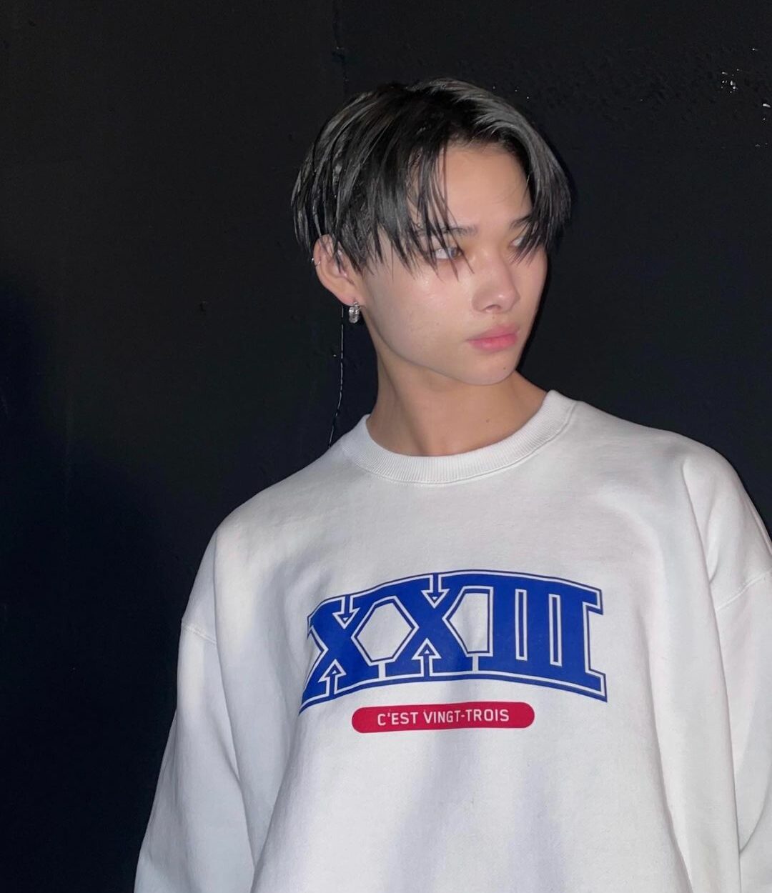 black hair #NI_KI…