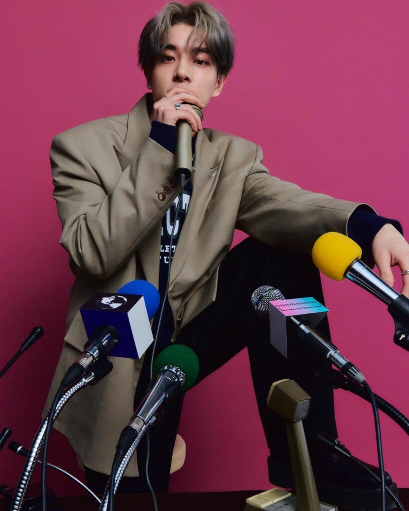 #ENHYPEN MANIFESTO : DAY 1 Concept Photo (J ver.) – #제이크 #JAKE

#MANIFESTO_DAY1 …