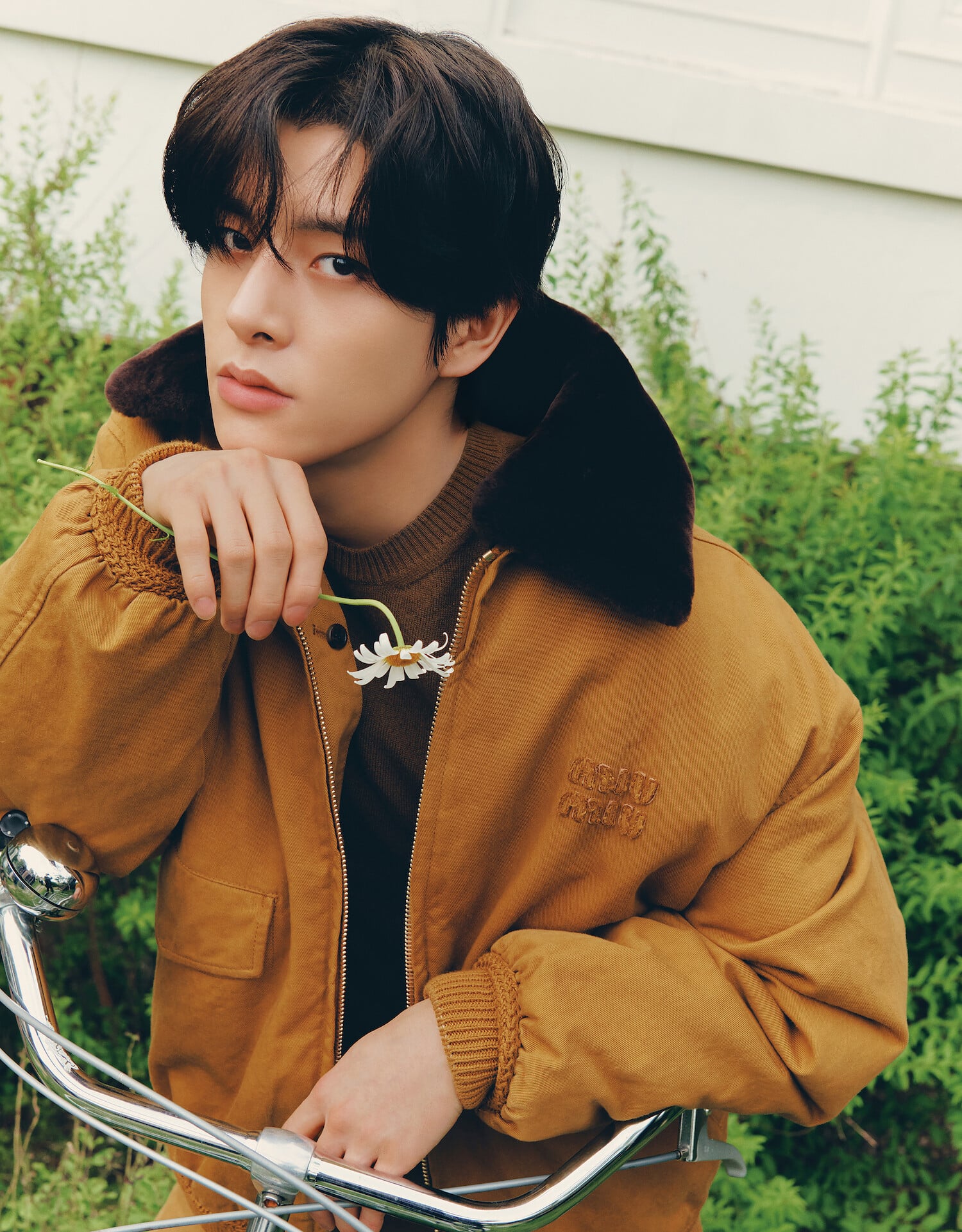 230819 Jake - SPUR Magazine (October 2023 Issue Teaser)