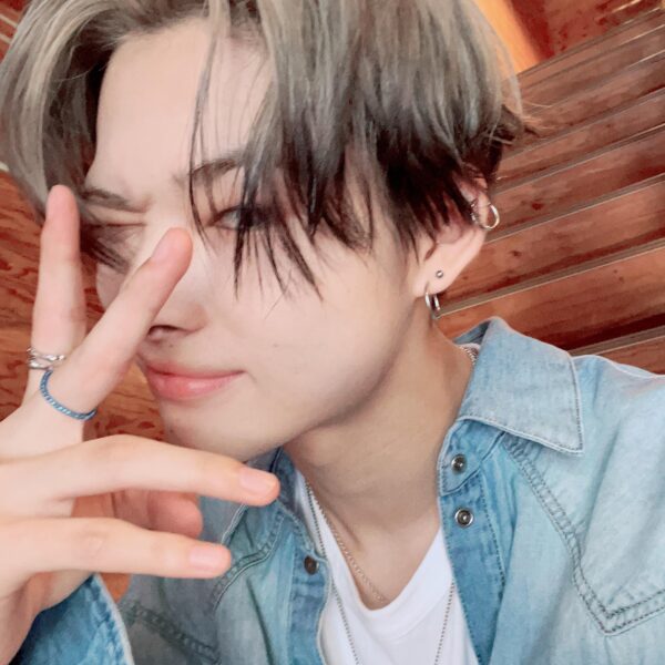 230821 Weverse: Ni-ki