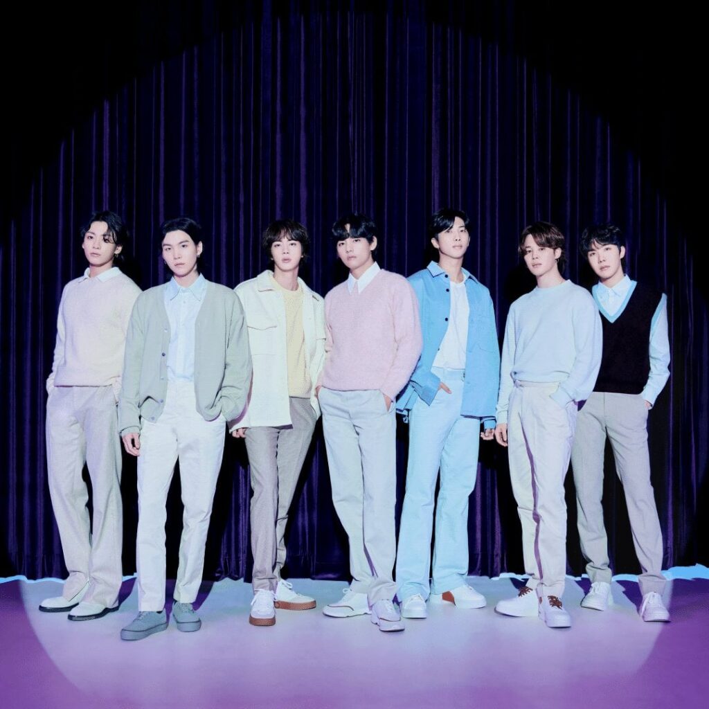 230801 JUNGKOOK of BTS posted Jay and Jungwon’s ‘Seven’ dance challenge on Weverse