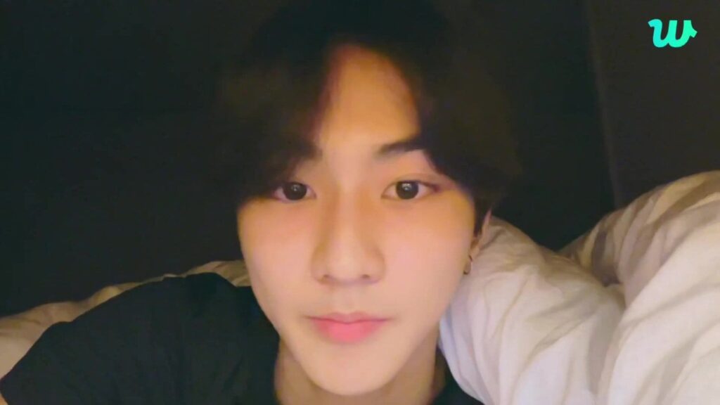 230604 [Weverse Live: Jungwon] Late Night's Garden