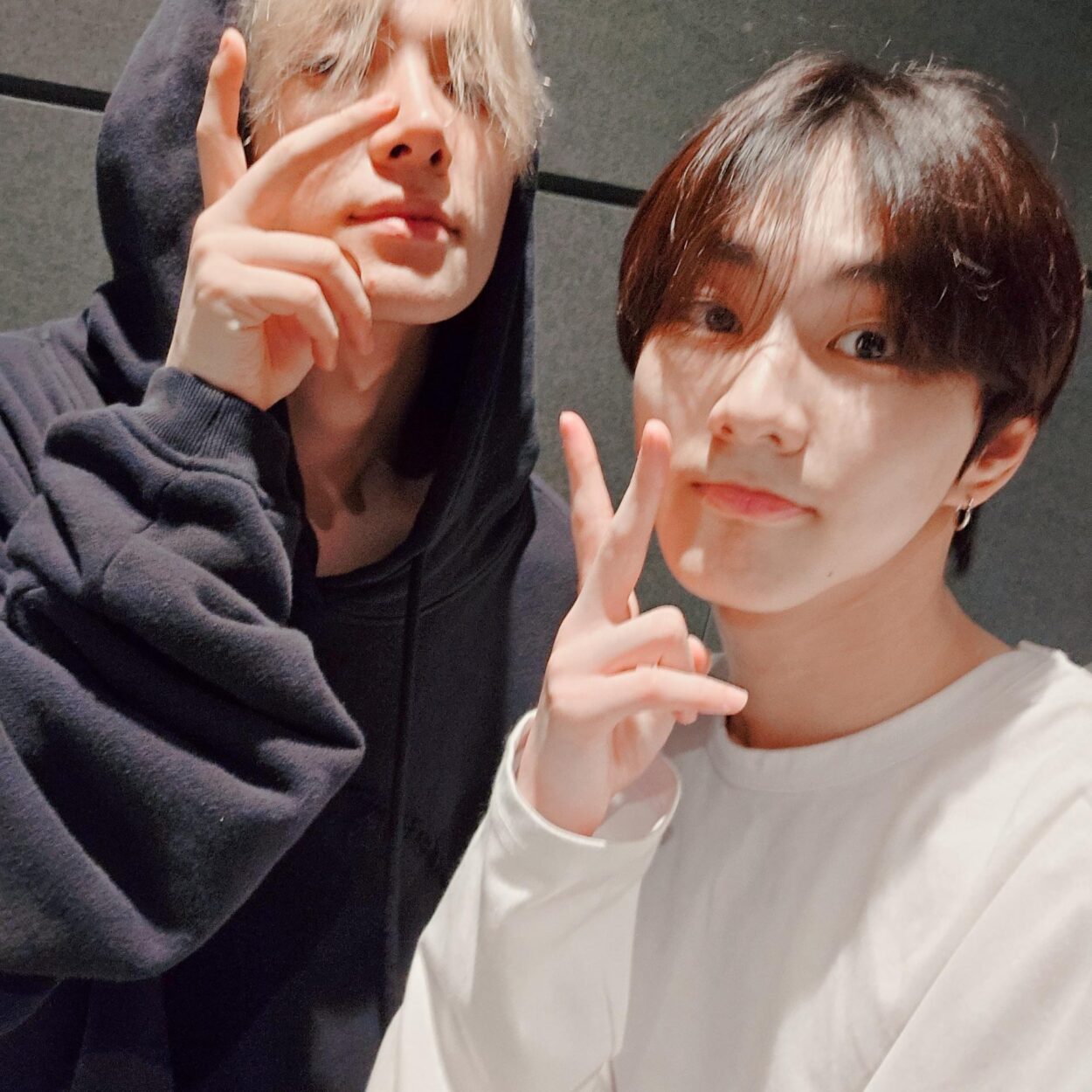 230726 Weverse: Jungwon with Heeseung