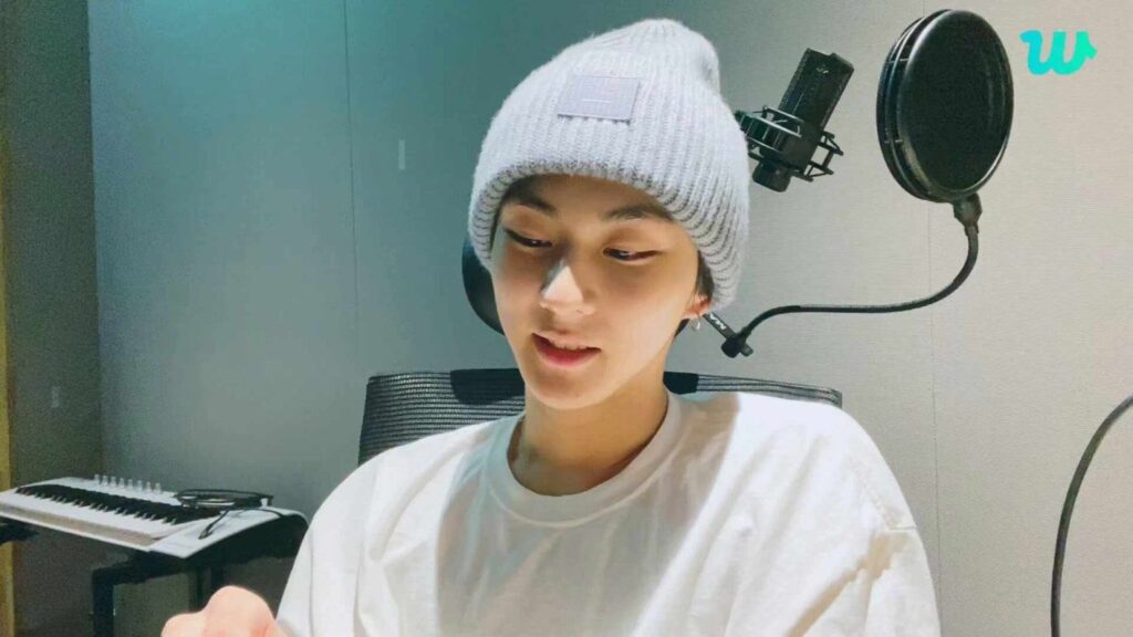 230702 [Weverse Live: Jungwon] Late Night's Garden?