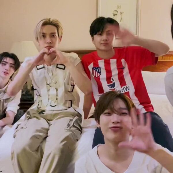 230723 [Weverse Live: Jungwon, Heeseung, Jay, Sunoo, Sunghoon] Señorita~!