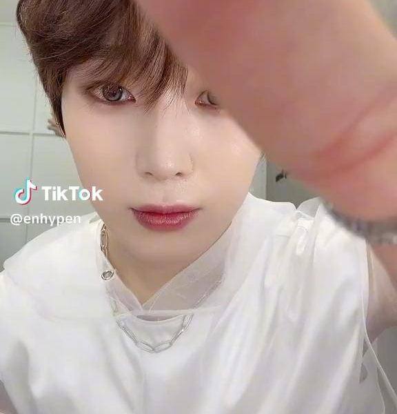 230603 TikTok: Sunoo and Jungwon