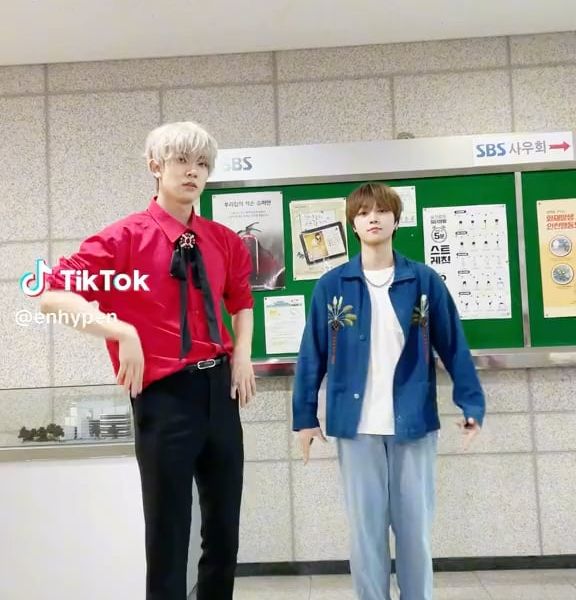 230605 TikTok: Heeseung with Eunho (YOUNITE) - ‘Bite Me’ Dance Challenge
