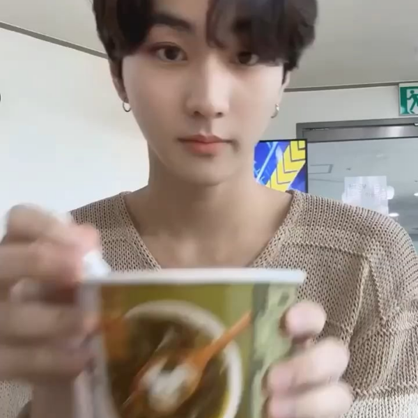 230619 Weverse: Jungwon