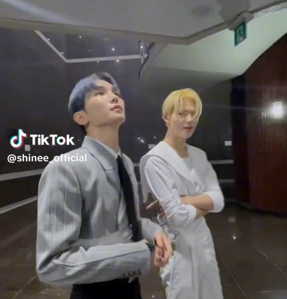 230630 SHINee TikTok: Ni-ki with Key (SHINee) - HARD (Dance Challenge)