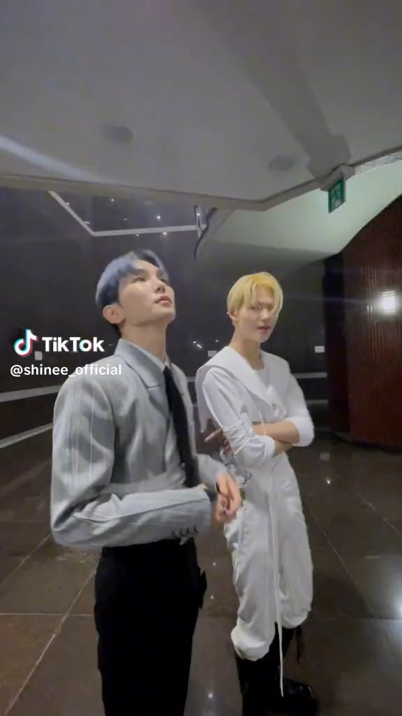 230630 SHINee TikTok: Ni-ki with Key (SHINee) - HARD (Dance Challenge)