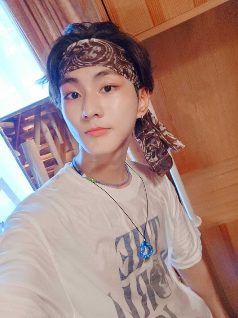 230821 Weverse: Jungwon