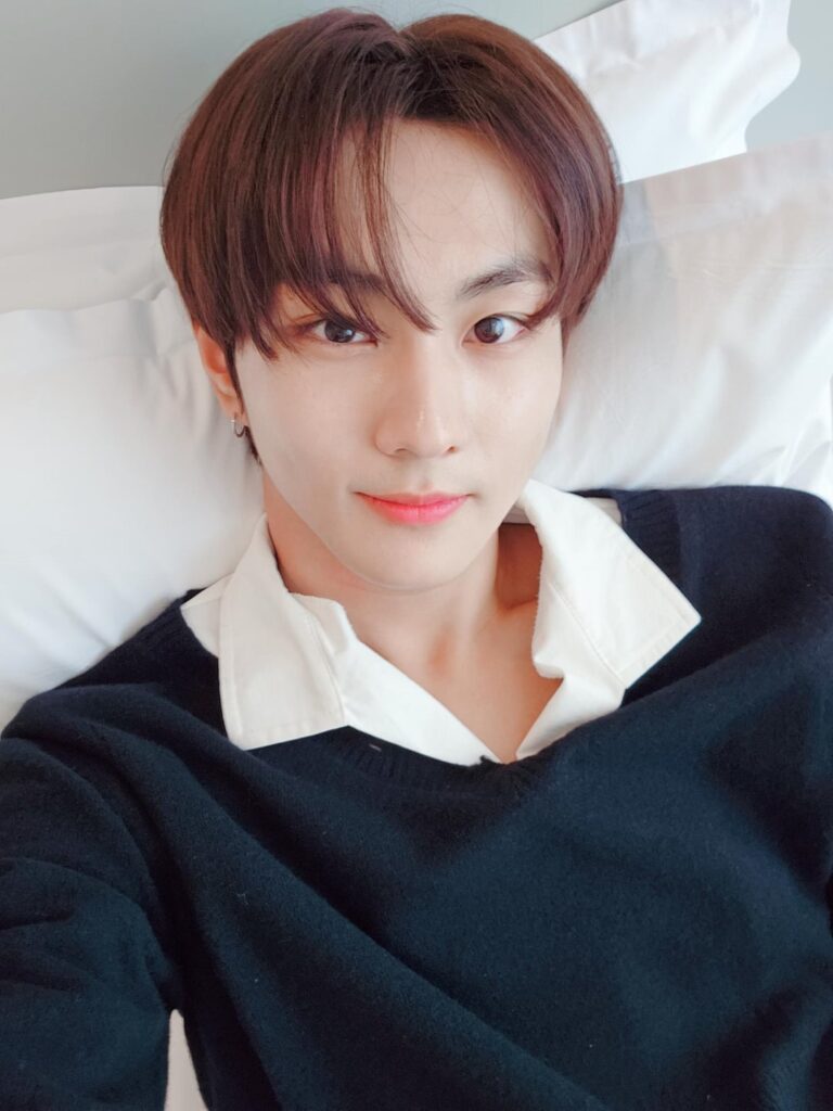 230826 Weverse: Jungwon
