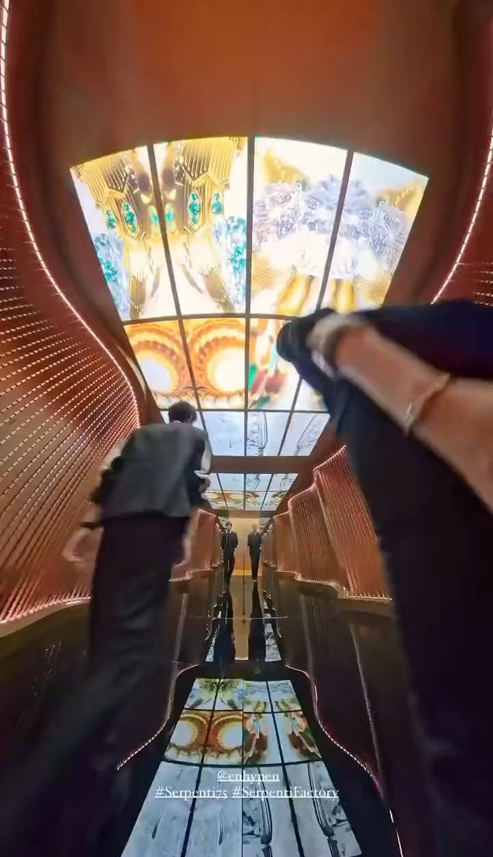 230708 Bulgari Instagram Story: Jungwon and Ni-ki (1/2)