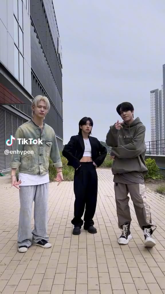 230612 TikTok: Jake and Ni-ki with Aiki - ‘Bite Me’ Dance Challenge