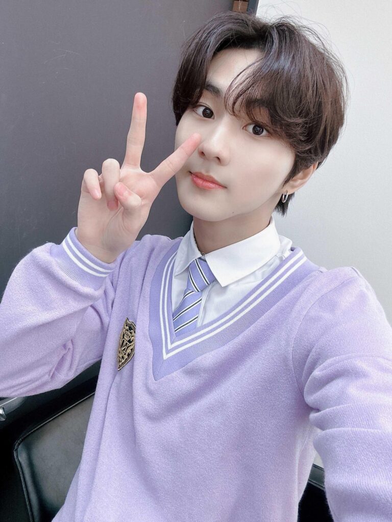 230816 Weverse: Jungwon