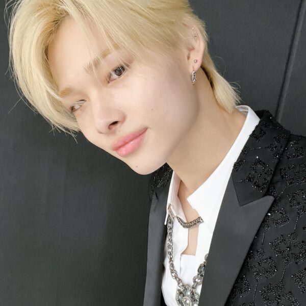230604 Weverse: Ni-ki