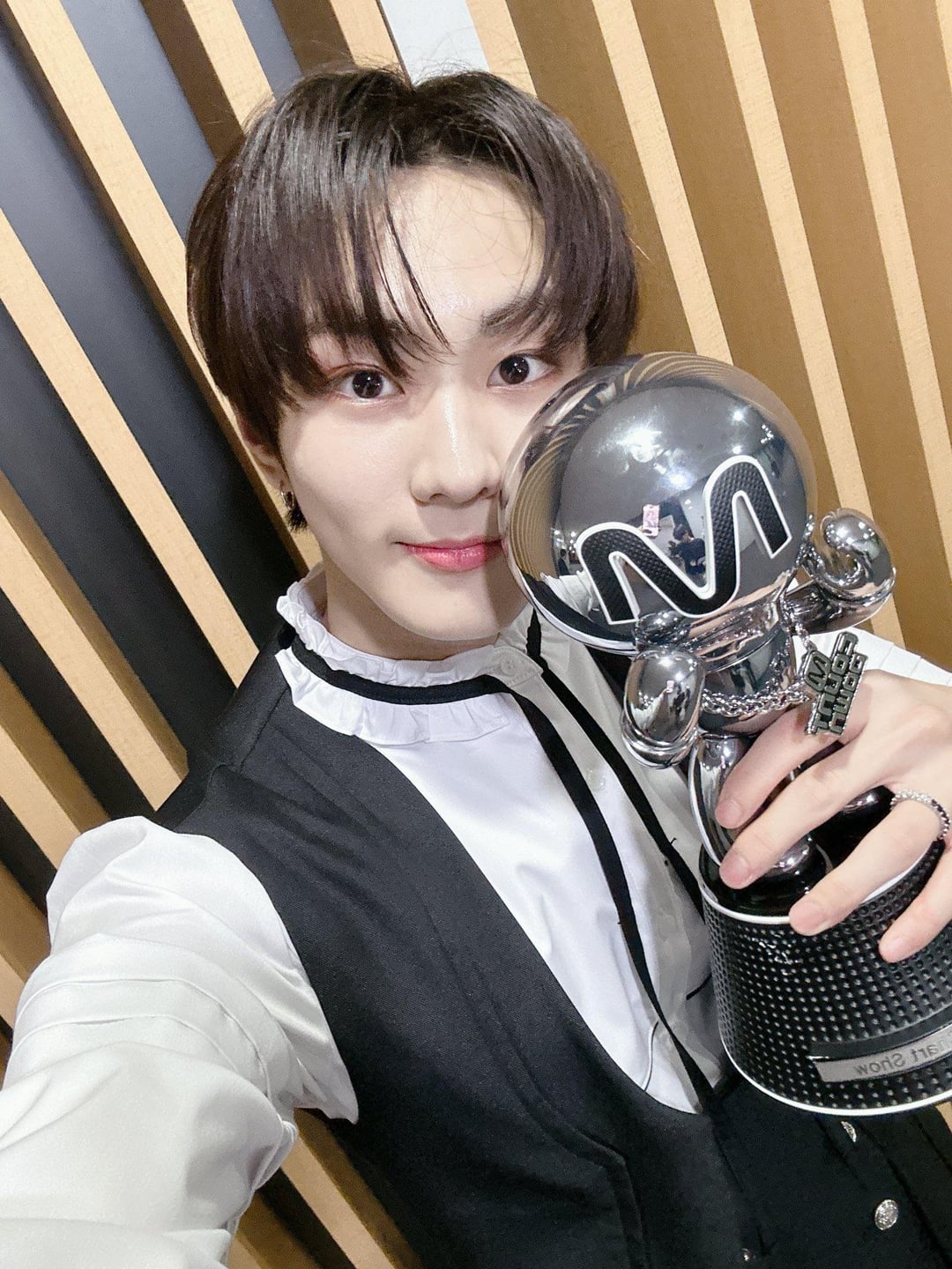 230601 Twitter: Jungwon
