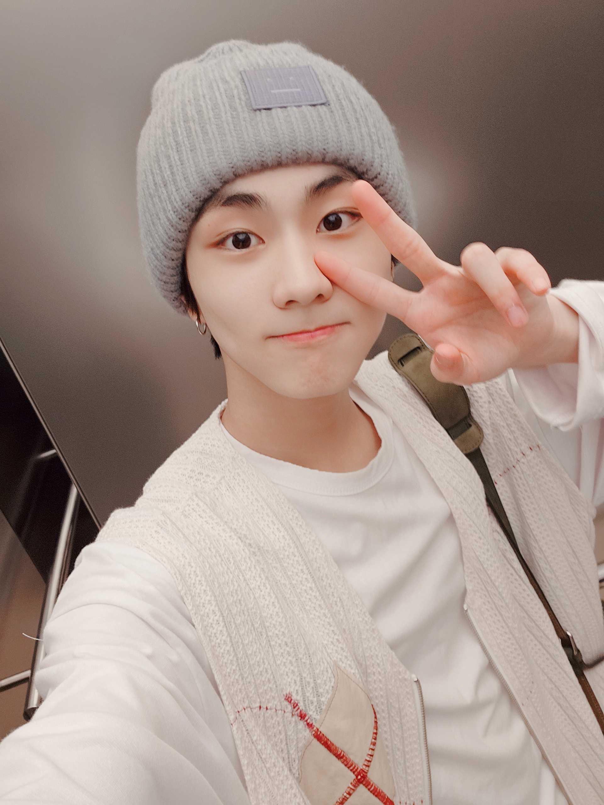 230727 Weverse: Jungwon