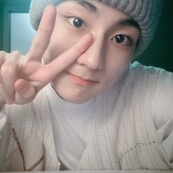 230717 Weverse: Jungwon
