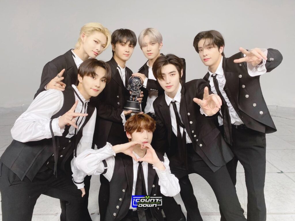 230601 Mnet M Countdown Twitter Update With ENHYPEN - This Week’s No.1 for “Bite Me”