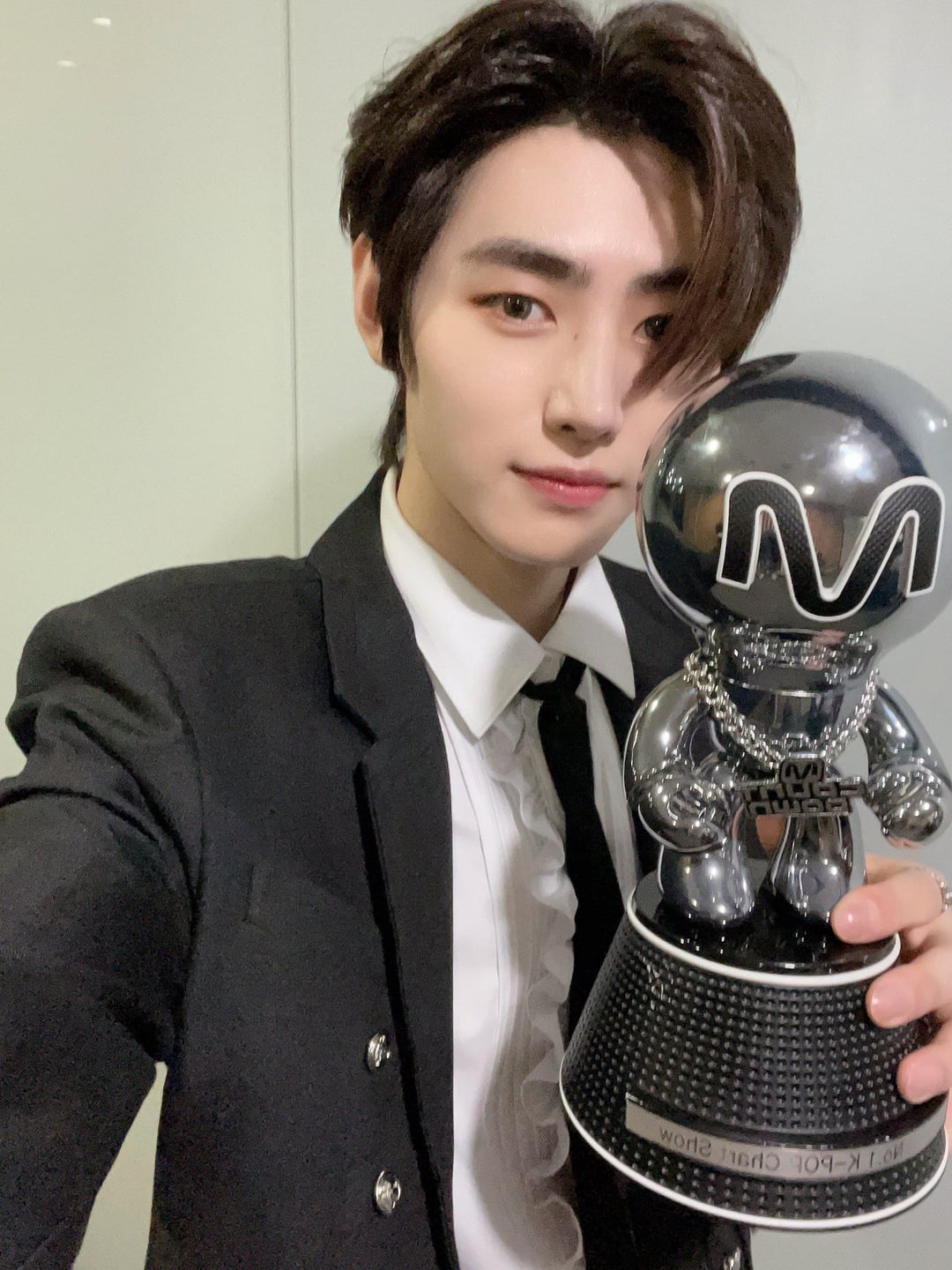 230602 Twitter: Sunghoon