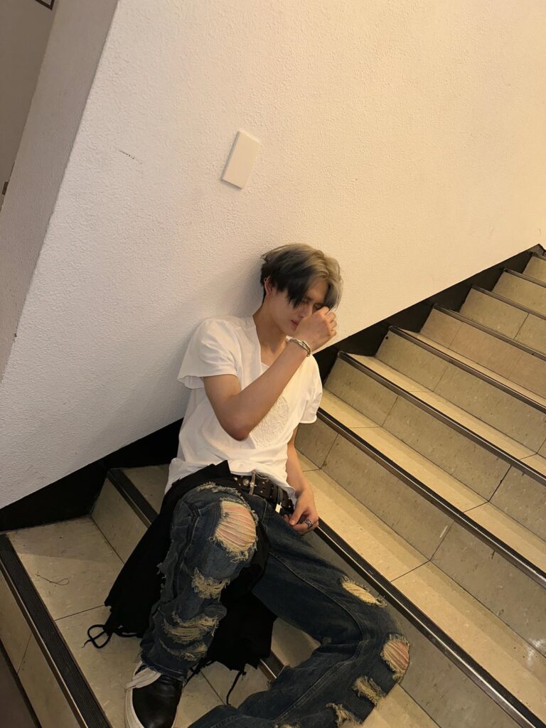 230730 Weverse: Ni-ki