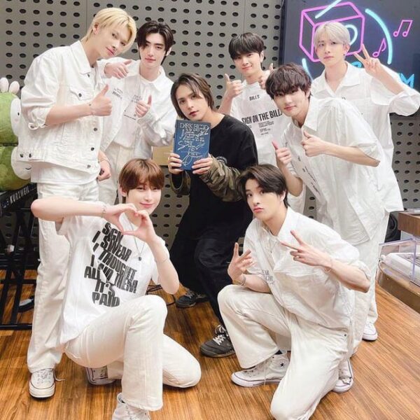 230615 btob kiss the radio Instagram: ENHYPEN with Son Dong-woon (Highlight)