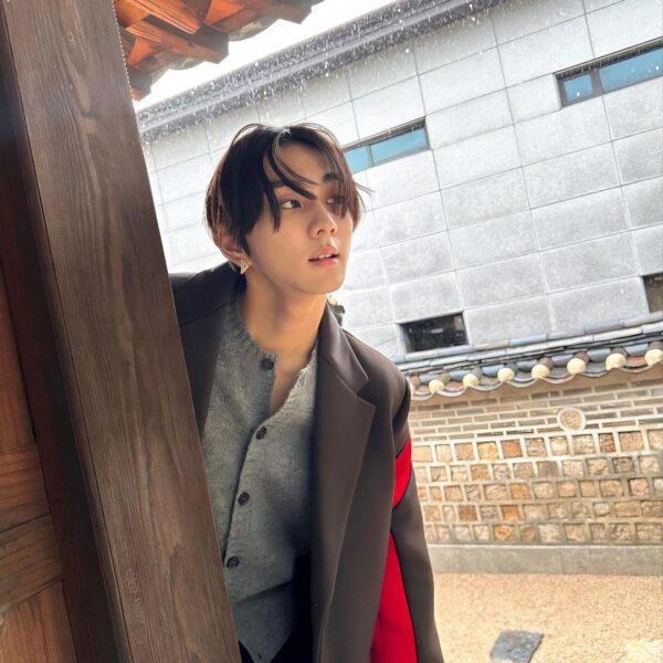 230722 Instagram: Jungwon