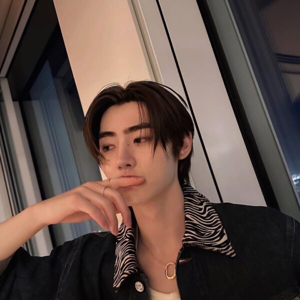 230924 Instagram: Sunghoon