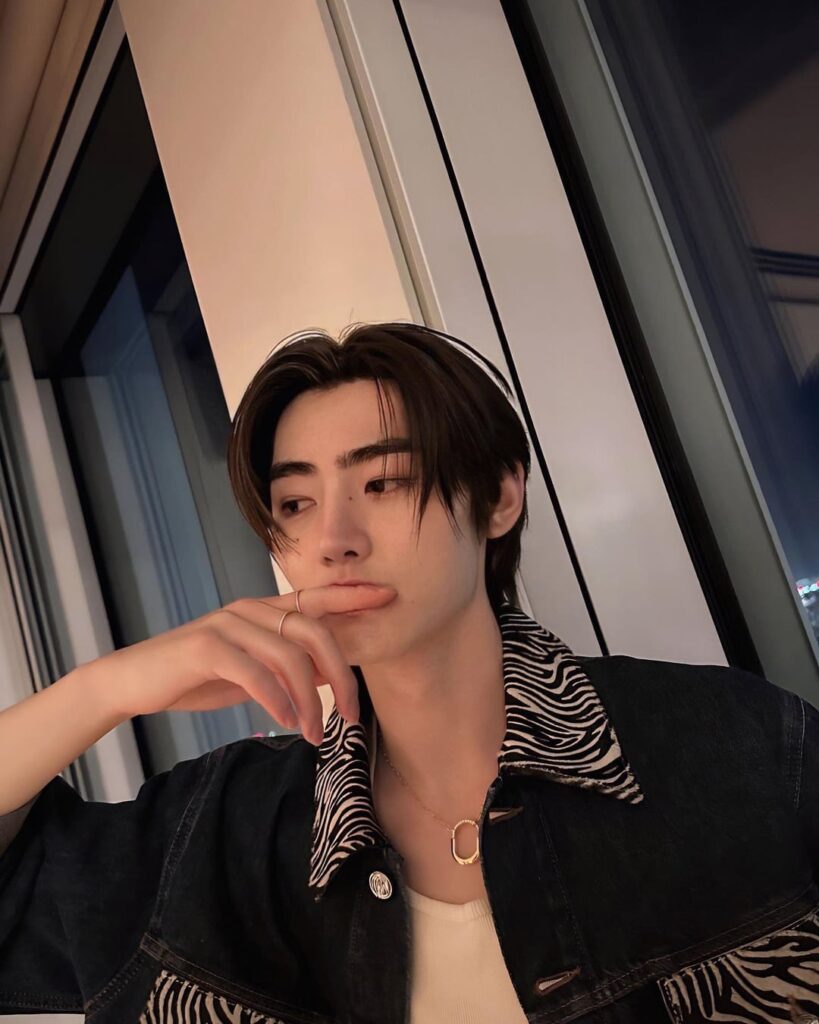 230924 Instagram: Sunghoon