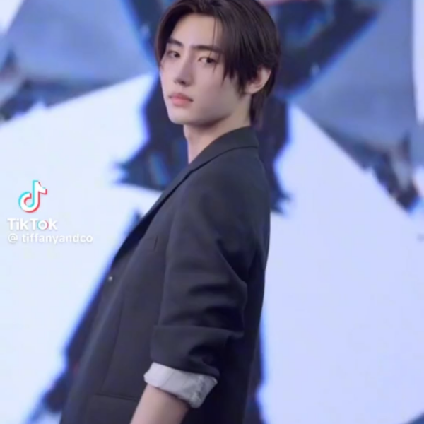 230928 Tiffany&Co. TikTok: Sunghoon