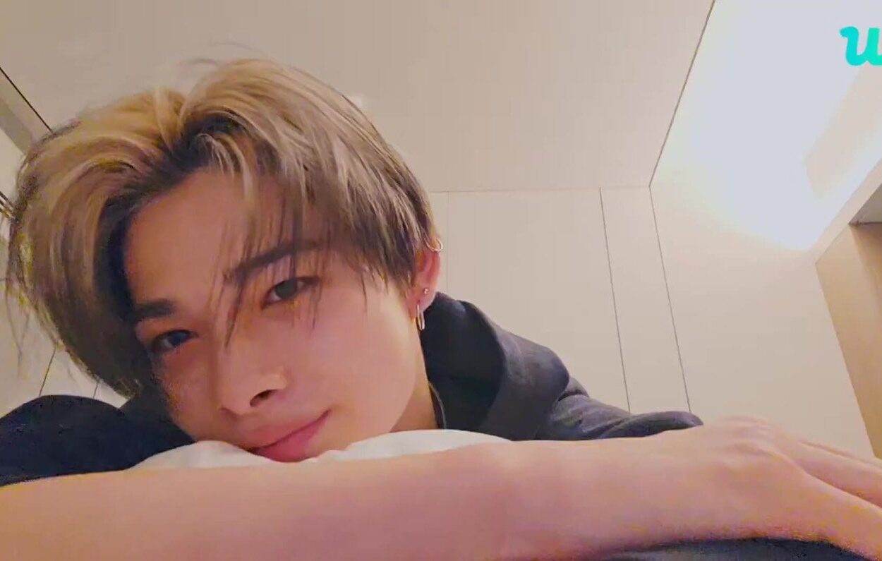 230911 [Weverse Live: Ni-ki] Just for a bit