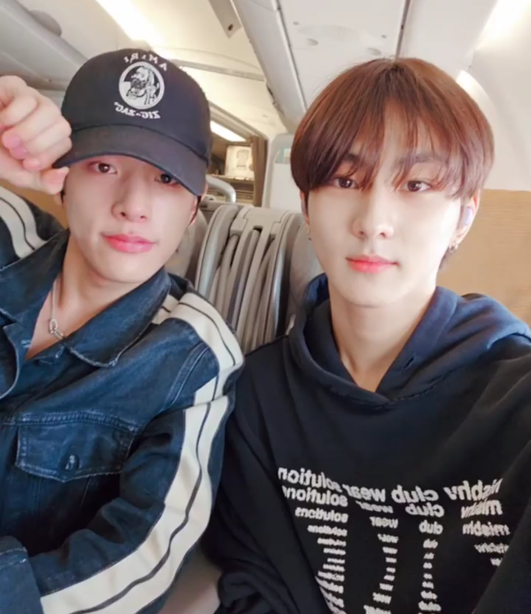 230906 Weverse: Jungwon with Jake (2)