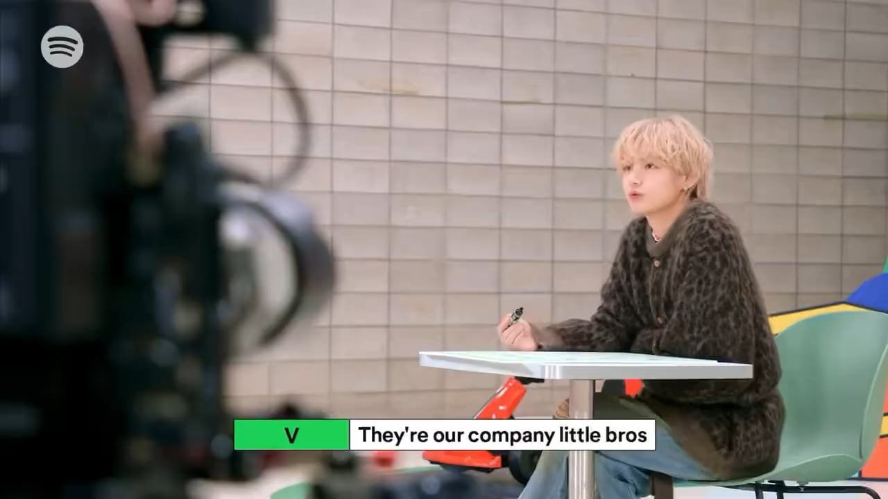 230908 BTS’ V played a Bingo game with Spotify on a recent video. The cards are K-Pop V enjoys in real life and K-Pop recommendations from ARMY for V. Both Bingo cards included ENHYPEN’s ‘Bite Me’. V also referred to ENHYPEN as ‘company little bros’!