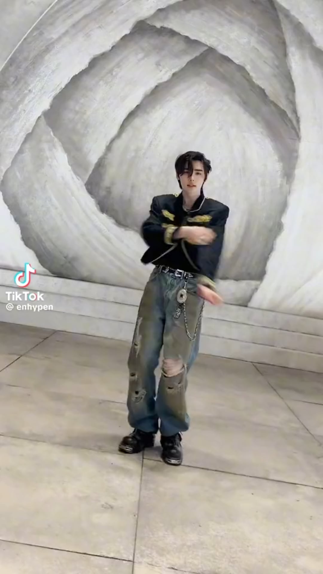 230908 Tiktok: Sunghoon