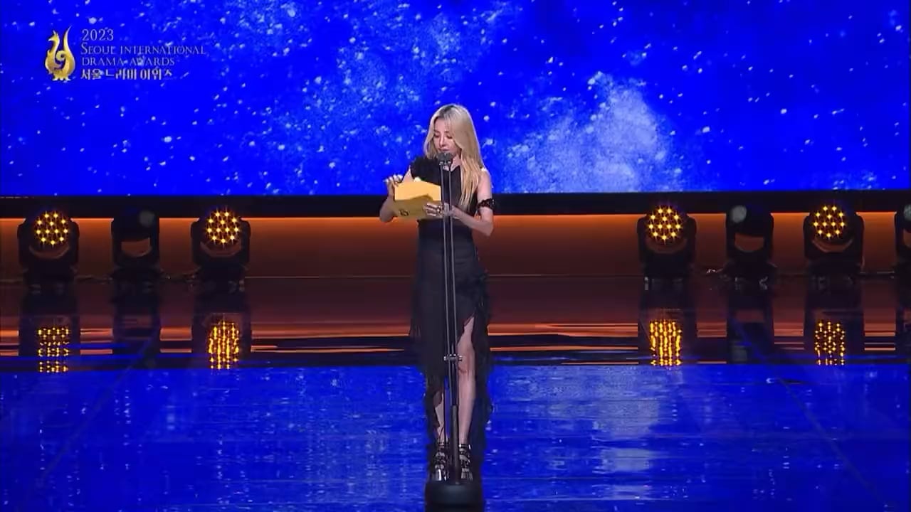 230921 Sunghoon won 'IDOLCHAMP Artist Award' at the Seoul International Drama Awards (SDA) 2023 for his appearance on 'Mimicus'!