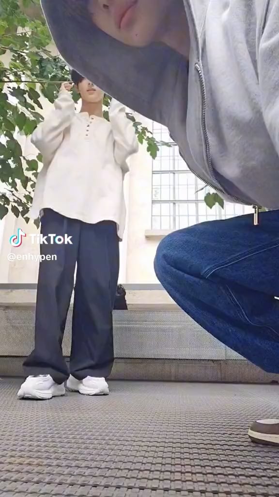 230924 TikTok: Jungwon & Ni-ki