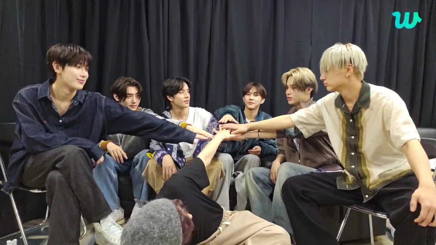 230914 [Weverse Live: Group] ENGENE Thank you!