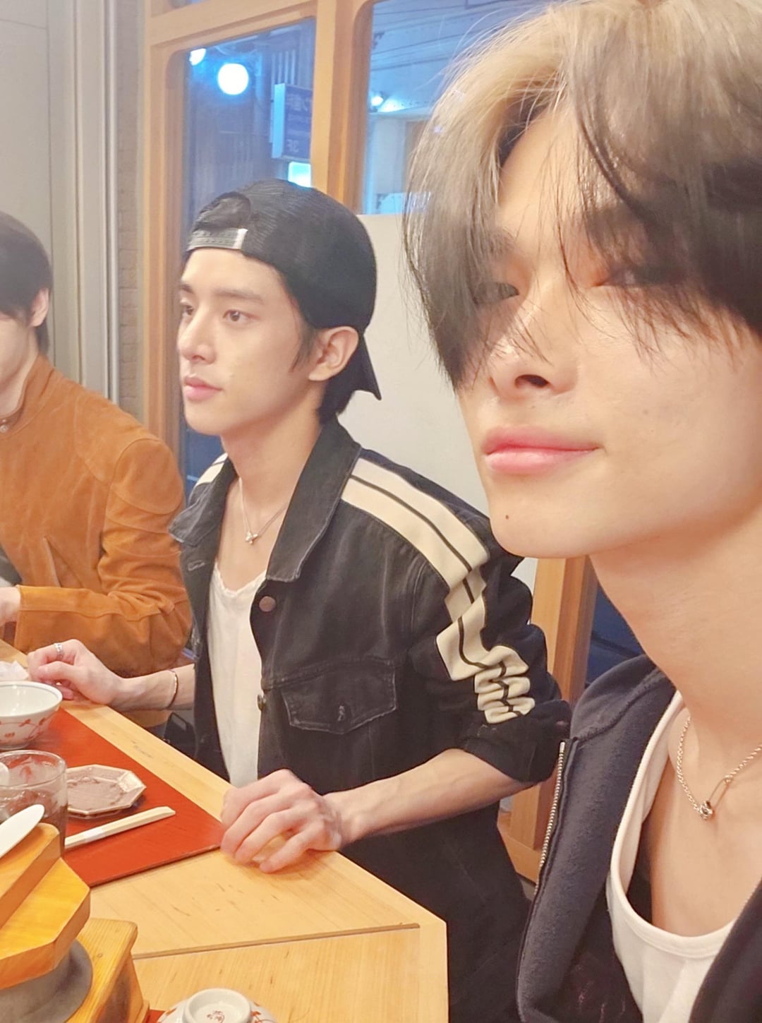 230906 Weverse: Ni-ki with Jake & Sunghoon